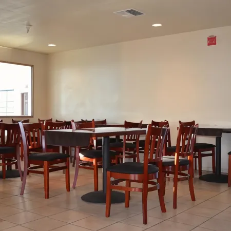 Days Inn by Wyndham Holbrook
