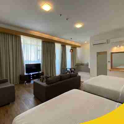 Marzon Hotel Kalibo Rooms