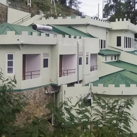 Blackwood Hotel and view bungalow