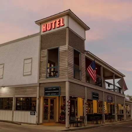 Hotel Whiskey in Pass Christian