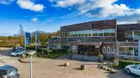 Fletcher Hotel - Restaurant de Zeegser Duinen Hotels in 