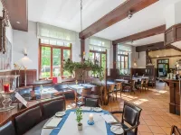 Landhotel Rittmeister & Kräuter-Spa Adults Only Hotels near Zoo Rostock