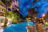 Ramada Resort by Wyndham Golden Beach - Beach