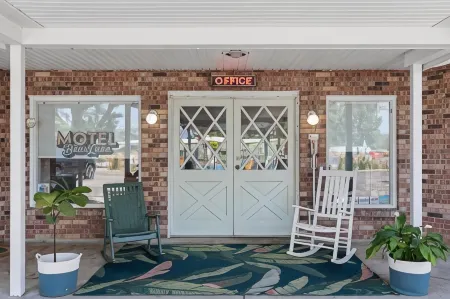 Motel Bear Lake Отели в г. Копемиш