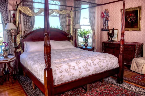 Cliff Crest Bed & Breakfast - Homestays