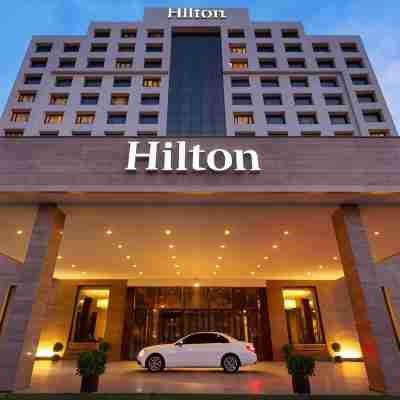 杜尚別希爾頓飯店 Hotel Exterior