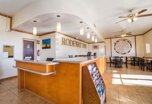 로드웨이 인 앳 레이크 포웰 이미지