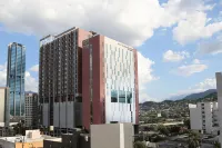 City Express Plus by Marriott Monterrey Centro - 3-Star