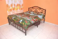 Ballaleshwar Cottage - de playa