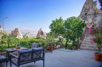 Amber Cave Suites Hotels near Balloons View Point