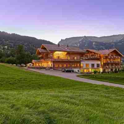 Aspen Alpine Lifestyle Hotel Hotel Exterior