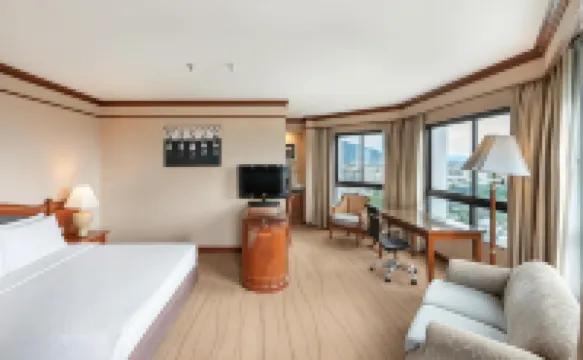 Centara Riverside Hotel Chiang Mai Hotels in Chiang Mai