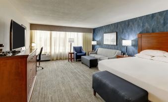 Drury Inn & Suites St. Louis St. Peters