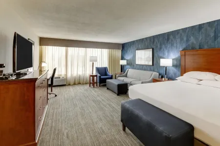 Drury Inn & Suites St. Louis St. Peters