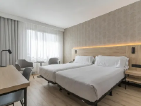 Hotel Blanca de Navarra Hotels near University Museum of Navarra