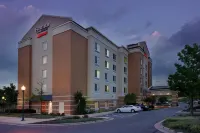 Fairfield Inn & Suites Germantown Gaithersburg Hotels in Германтаун