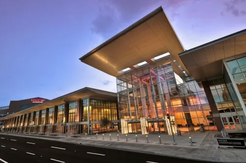 Crowne Plaza INDIANAPOLIS-DWTN-UNION STN by IHG