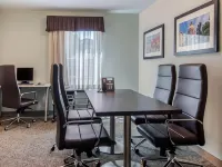Clarion Inn & Suites Atlanta Downtown Hotels near Rick's House