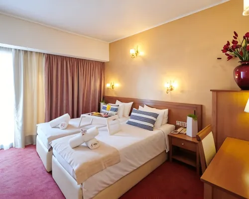 Crystal City Hotel Hotels near Benaki Museum - Pireos 138