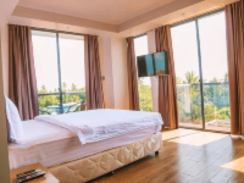 Ari Grand Hotel & Spa Hotels in Dhangethi