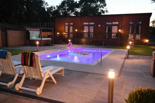 Spanhoe Lodge - Pools
