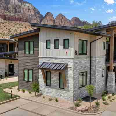 Montclair at Zion Hotel Exterior