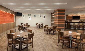 Wyndham Garden Guadalajara Acueducto