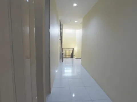 City Residence Kutai 32 Hotels in Wonokromo