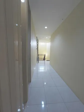 City Residence Kutai 32 Отели рядом с достопримечательностью «Зоопарк Сурабая»