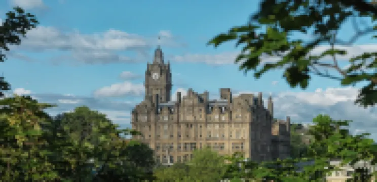 더 발모랄 호텔