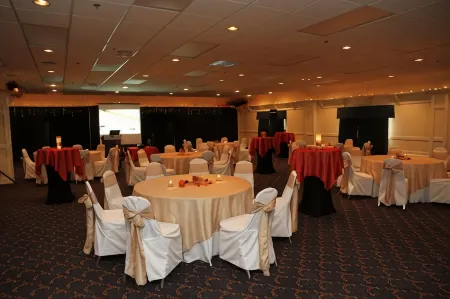 Best Western Gold Rush Inn Отели в г. Юкон