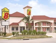 Super 8 by Wyndham Stafford Sugarland Area Hotels in Stafford