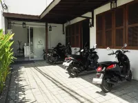 Dip & Doze Living โรงแรมใกล้หาดเอคโค่ เดนปาซาร์
