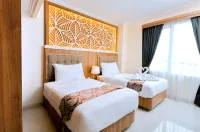 Ocean Beach Hotel Padang Hotels in Padang