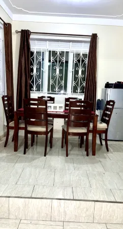 Lake District Homestay in the Nature’s paradise of western Uganda.