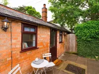 The Lodge at Pickford House NEC and B'Ham Airport