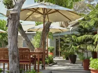 움 알 쿠와인 비치 호텔  호텔