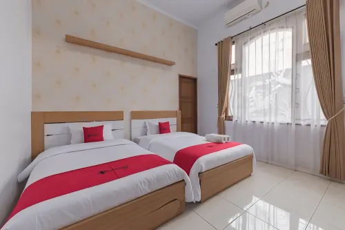 The Arsy Syariah Tasikmalaya - Homestays