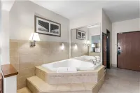 Quality Inn - Hot Tub