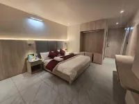 Hotel Divine Vista