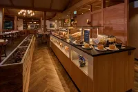 Hotel Alpenrose Wengen - a Family Affair since 1881 - Aamiainen