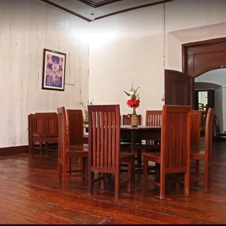 Escolta's Homey Lodge