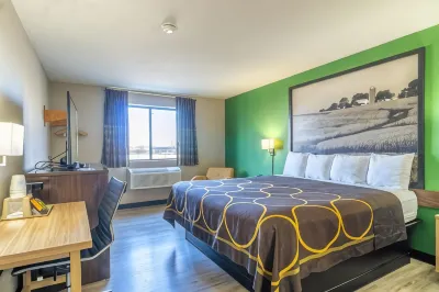 Super 8 by Wyndham Sioux City South のホテル