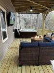 Massanutten Home - Hot Tub, Fire Pit, Game Room, EV Charger, Pets, Pool Pass