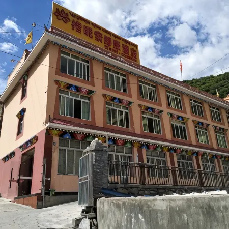 Hotel Solang Kang, Kamchuan