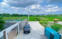 Hotel Wijaya Family 2 - Parking