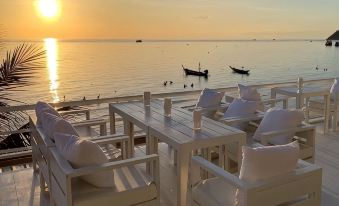 Blue Tao Beach Hotel