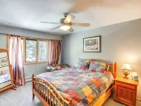 4000 sq. ft. With EXTRA LARGE BRAND NEW HOT TUB. Directly across from Ski Resort Hotels in Hunter