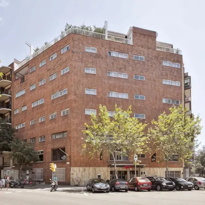 Acta Antibes Hotels near Monumental Metro Station