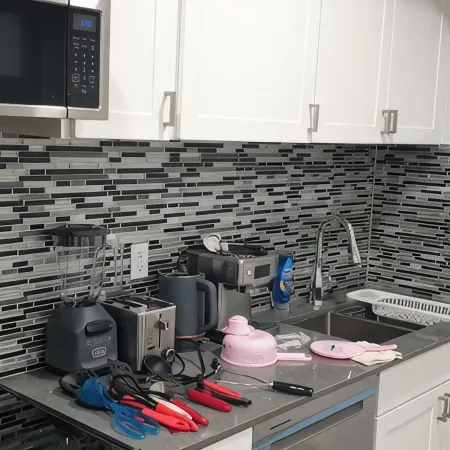 Cozy MountZion 2BR Suite - Londonderry Mall & Henday